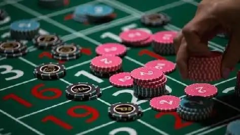 Keamanan akun dan perangkat pengguna dewasa